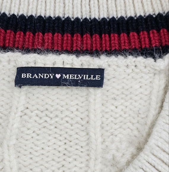 Brandy Melville Large White Wool Cricket Varsity Preppy Sweater Nikki Trimming - Picture 3 of 7